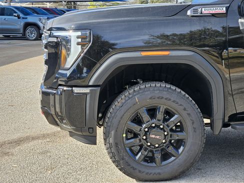 New 2026 GMC Sierra 3500 AT4 w/ AT4 Premium Plus Package image 6