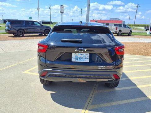 Used 2024 Chevrolet Trax RS FWD image 20