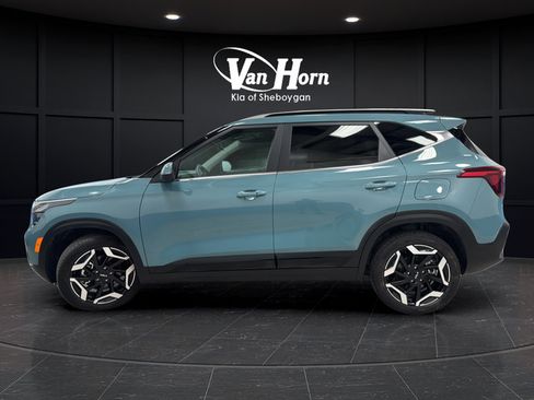 Used 2025 Kia Seltos SX AWD/4WD image 4