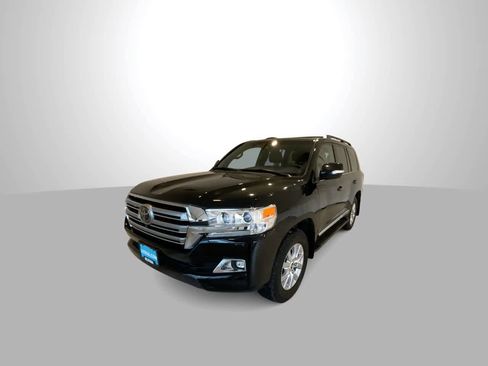 Used 2021 Toyota Land Cruiser image 4