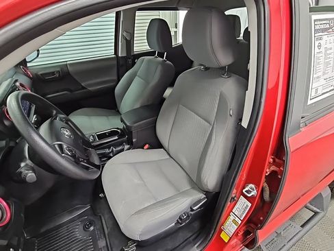 Used 2022 Toyota Tacoma SR image 24