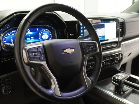 Used 2024 Chevrolet Silverado 1500 LTZ w/ Technology Package RWD image 7