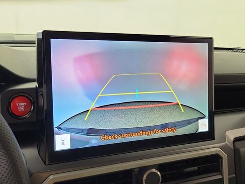 Used 2025 Toyota Tacoma TRD Sport RWD image 29