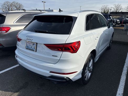 Used 2020 Audi Q3 2.0T Premium Plus w/ Premium Plus Package image 32
