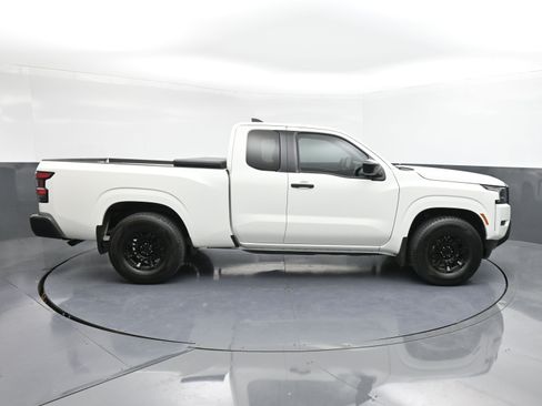 Used 2024 Nissan Frontier S w/ Technology Package image 9