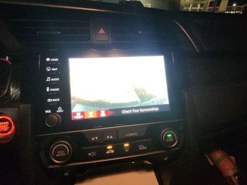 Used 2019 Honda Civic Sport Touring image 27