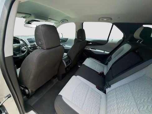 Used 2023 Chevrolet Equinox LS FWD image 24