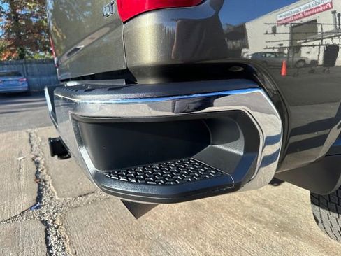 Used 2023 Chevrolet Silverado 2500 LT image 14