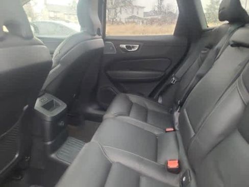 Used 2023 Volvo XC60 T8 Ultimate w/ Climate Package image 5