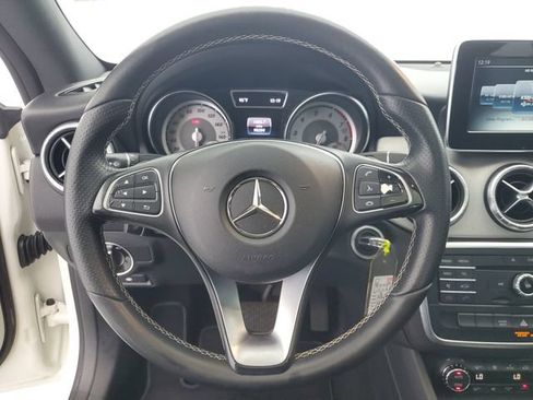 Used 2016 Mercedes-Benz CLA 250 image 21