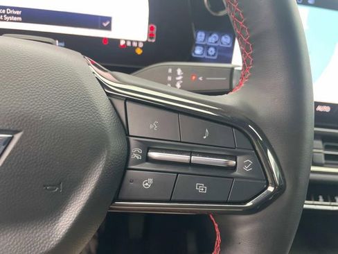 Used 2024 Chevrolet Equinox EV RS image 34