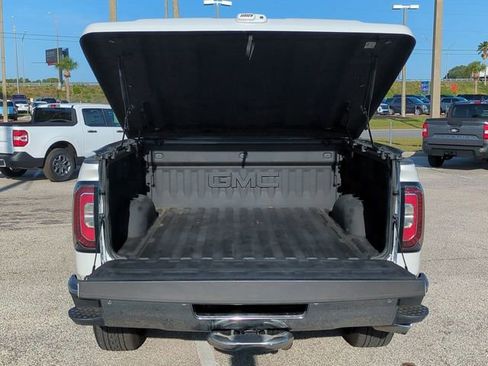 Used 2018 GMC Sierra 1500 SLT w/ Enhanced Driver Alert Package RWD image 13