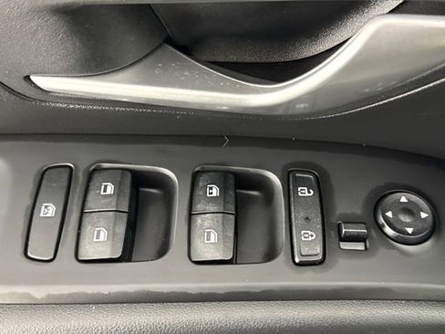 Used 2024 Hyundai Tucson SE image 27