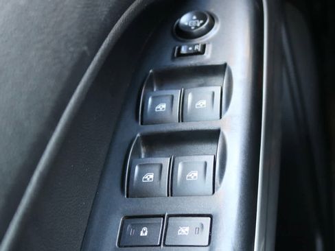 Used 2019 Chevrolet Colorado LT w/ LT Convenience Package image 18