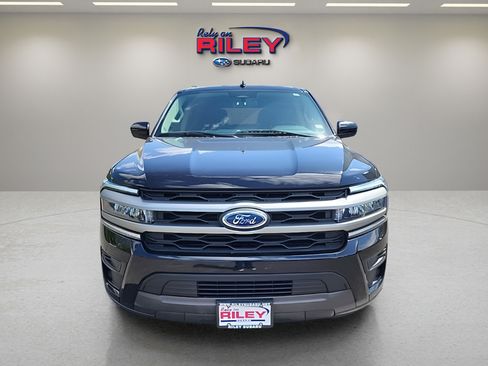 Used 2024 Ford Expedition XLT AWD/4WD image 8