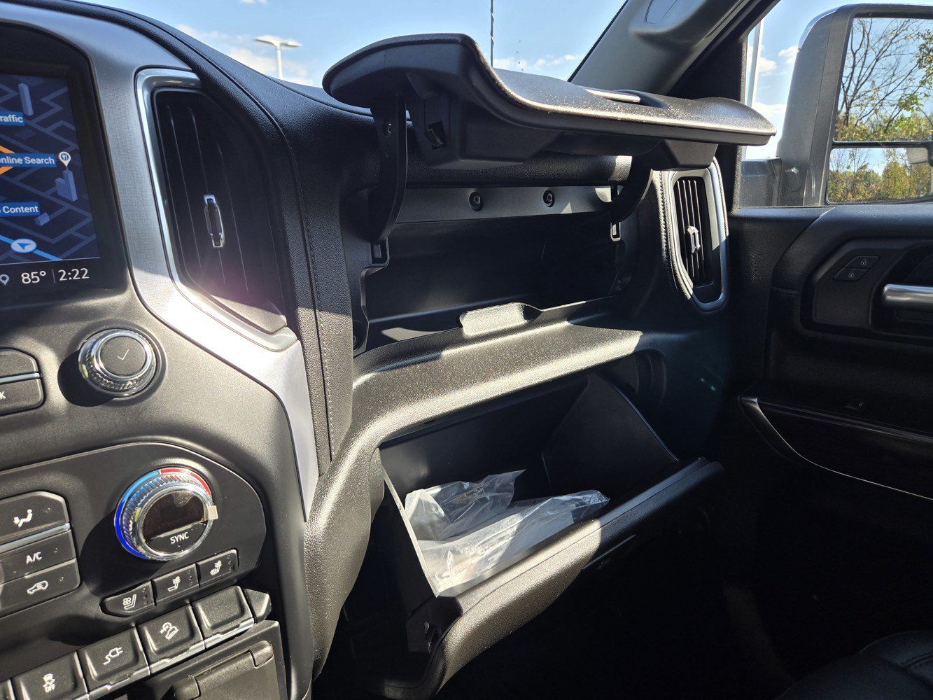 Used 2021 GMC Sierra 2500 SLT w/ SLT Premium Package AWD/4WD image 13