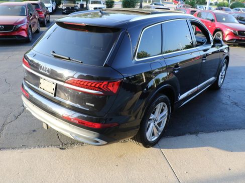 Used 2021 Audi Q7 3.0T Premium w/ Convenience Package AWD/4WD image 4