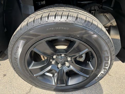 Used 2021 RAM 1500 Big Horn image 11