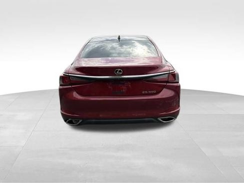 Used 2019 Lexus ES 350 Ultra Luxury w/ Accessory Package 2 FWD image 10