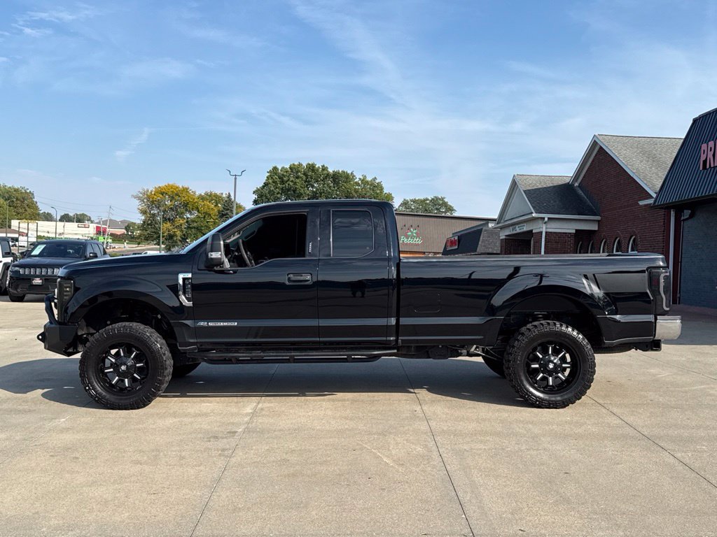 Used 2018 Ford F250 XLT AWD/4WD image 3