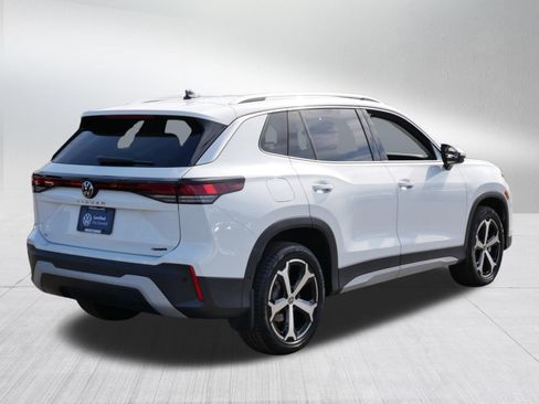 Certified 2025 Volkswagen Tiguan SE AWD/4WD image 7