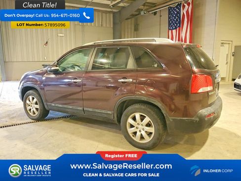 Used 2011 Kia Sorento 2WD w/ Convenience Pkg image 3