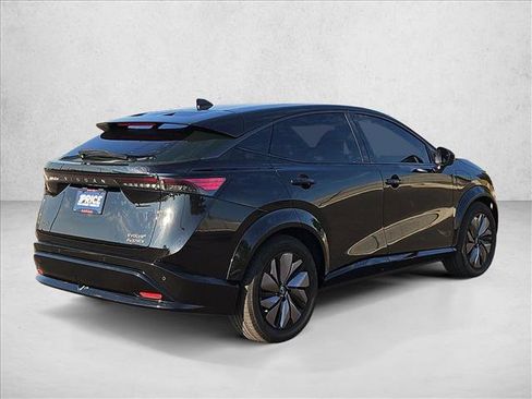 Used 2024 Nissan Ariya AWD image 5