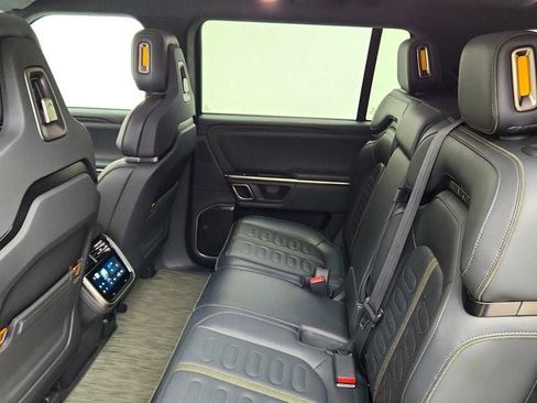 Used 2024 Rivian R1S Adventure Dual AWD/4WD image 22
