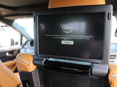 New 2023 Chrysler Pacifica Pinnacle image 41