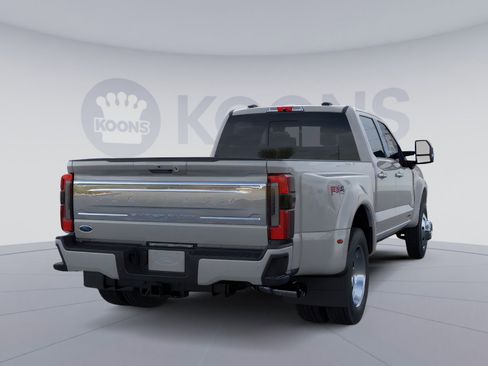 New 2026 Ford F450 Platinum w/ Platinum Plus Package image 11