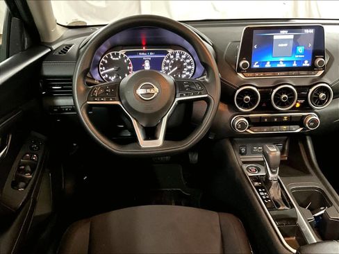 Used 2024 Nissan Sentra SV image 17