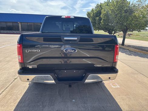 Used 2015 Ford F150 XLT w/ Equipment Group 302A Luxury RWD image 9