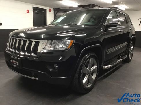 Used 2013 Jeep Grand Cherokee Limited w/ Luxury Group II image 5