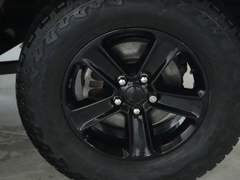 Used 2020 Jeep Wrangler Unlimited Sport image 10