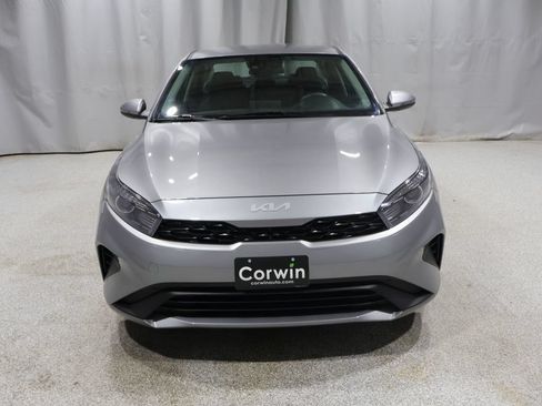 Used 2023 Kia Forte LXS w/ LXS Technology Package FWD image 9