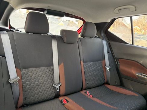 Used 2023 Nissan Kicks SR image 27