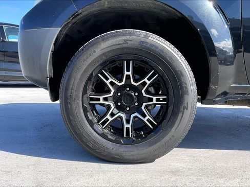 Used 2016 Nissan Frontier S RWD image 8