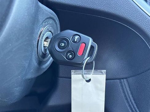 Used 2019 Subaru Crosstrek 2.0i Premium image 19