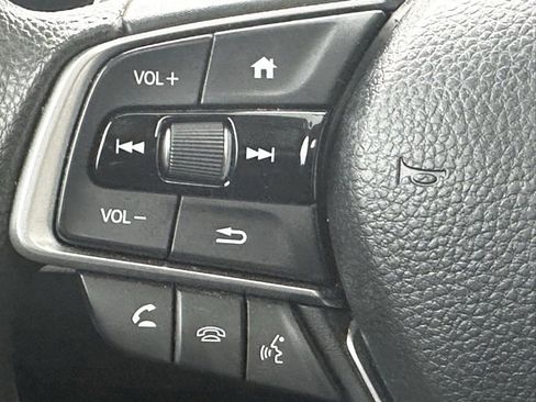 Used 2021 Honda Accord EX image 8