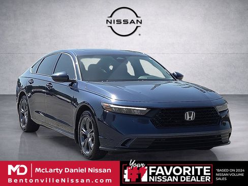 Used 2023 Honda Accord EX-L image 1
