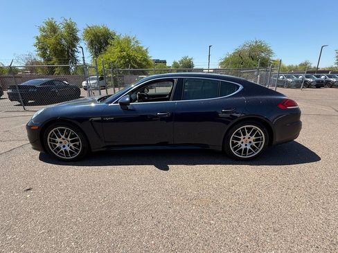 Used 2016 Porsche Panamera S RWD image 7