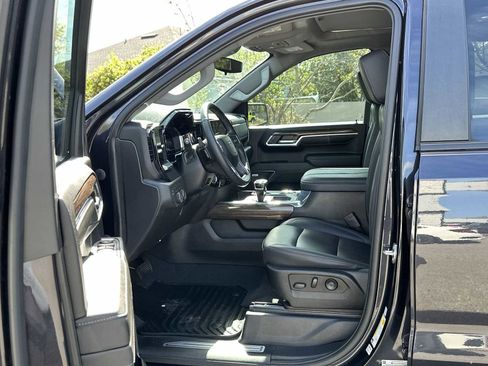 Certified 2023 Chevrolet Silverado 1500 RST w/ Convenience Package II image 2