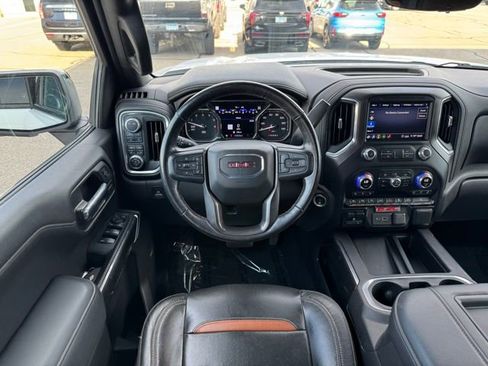Used 2020 GMC Sierra 1500 AT4 w/ AT4 Premium Package AWD/4WD image 10