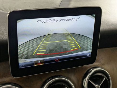 Used 2018 Mercedes-Benz GLA 250 GLA 250 image 23