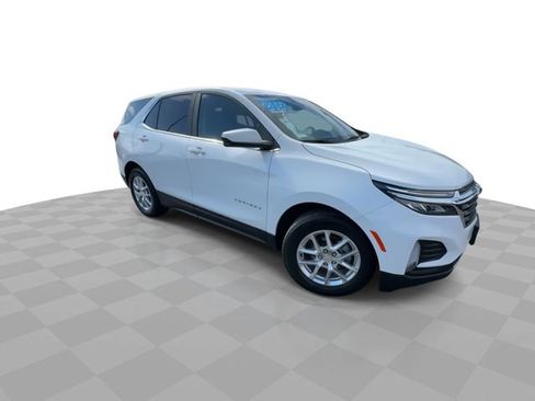 Certified 2023 Chevrolet Equinox LT image 2