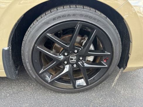 Used 2025 Honda Civic Sport image 19