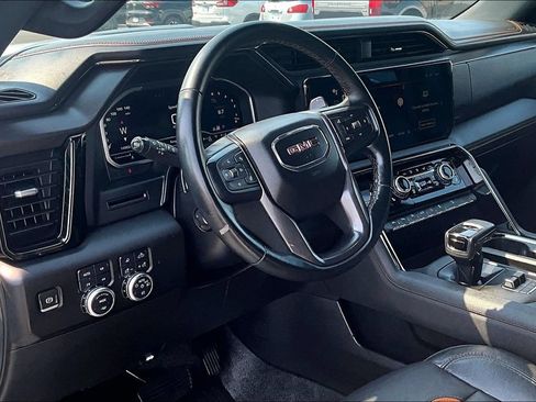 Used 2024 GMC Sierra 1500 AT4 w/ AT4 Preferred Package AWD/4WD image 14