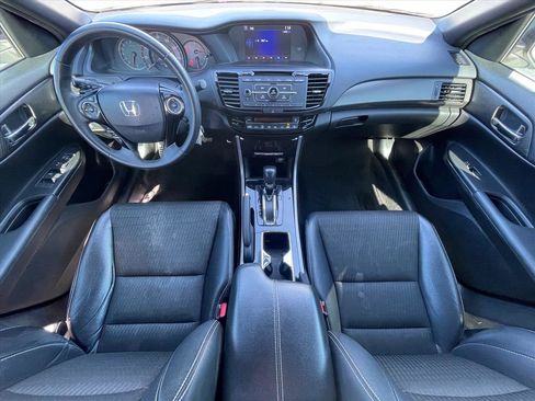 Used 2016 Honda Accord Sport image 10