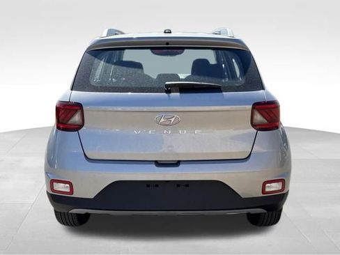 New 2026 Hyundai Venue SEL FWD image 4