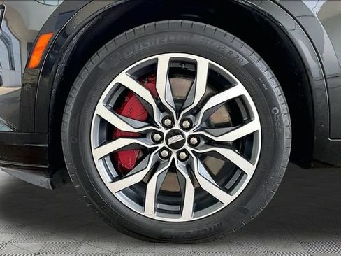 Used 2024 Cadillac XT6 Sport w/ Technology Package AWD/4WD image 22